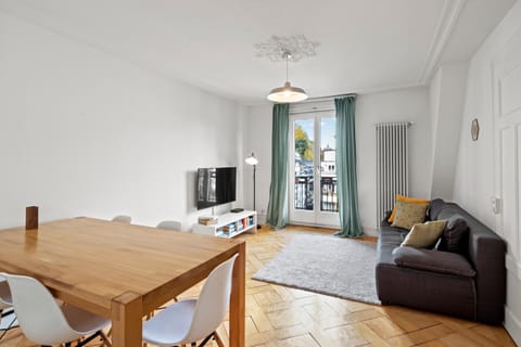 Central Bright & Cozy Apartments Condo in Lucerne