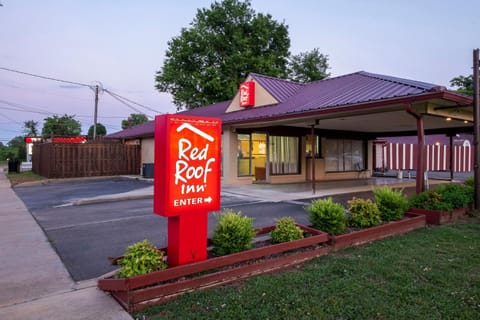 Red Roof Inn Starkville - University Motel in Starkville