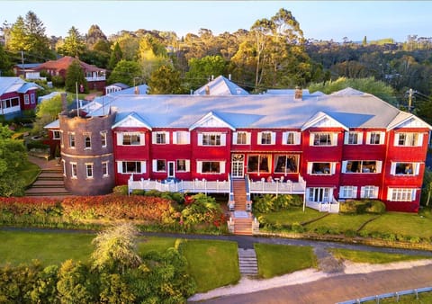 Property building, Facade/entrance, Bird's eye view, Garden view