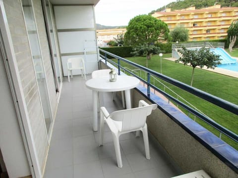 Balcony/Terrace, Swimming pool