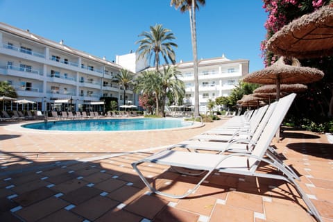 Grupotel Alcudia Suite Aparthotel in Pla de Mallorca
