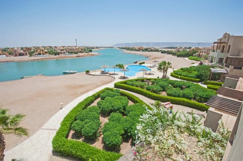 Apartment Overlooking Pool & Lagoon for Rent in Sabina El Gouna Egypt Condo in Hurghada