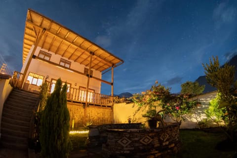 Night, Natural landscape, Garden, Balcony/Terrace, Garden view, Mountain view