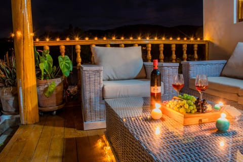 Night, Balcony/Terrace