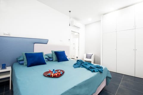 TV and multimedia, Bedroom