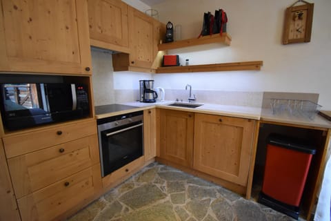 Coffee/tea facilities, Kitchen or kitchenette, dishwasher, minibar, pet friendly, stove, toaster