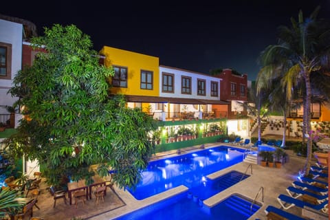 Casa Lotería -Pueblito Sayulita- Colorful, Family and Relax Experience with Private Parking and Pool Hotel in Sayulita
