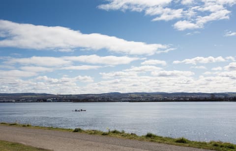 Shore View Cottage House in Scotland