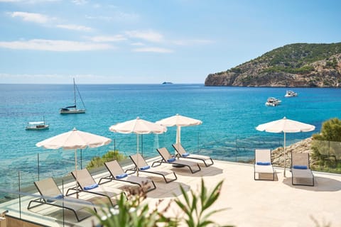 Garden view, Pool view, Sea view, Swimming pool