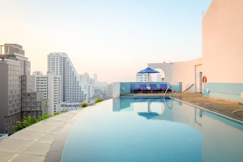 City view, Pool view, Swimming pool