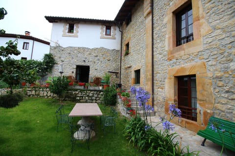 Posada de Bielva Country House in Western coast of Cantabria