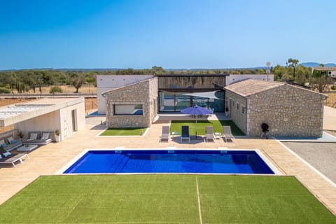 Property building, Pool view, sunbed