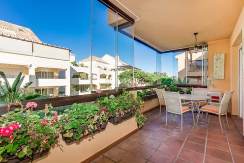 Balcony/Terrace, Dining area