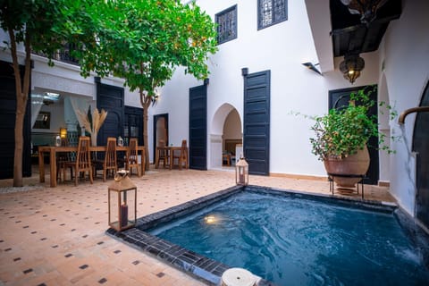 Patio, Pool view, Swimming pool