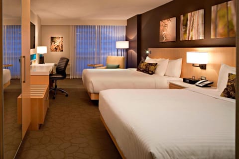 Delta Hotels by Marriott Winnipeg Hotel in Winnipeg