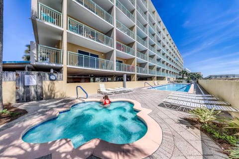 Pelican Isle 205 Apartment in Okaloosa Island