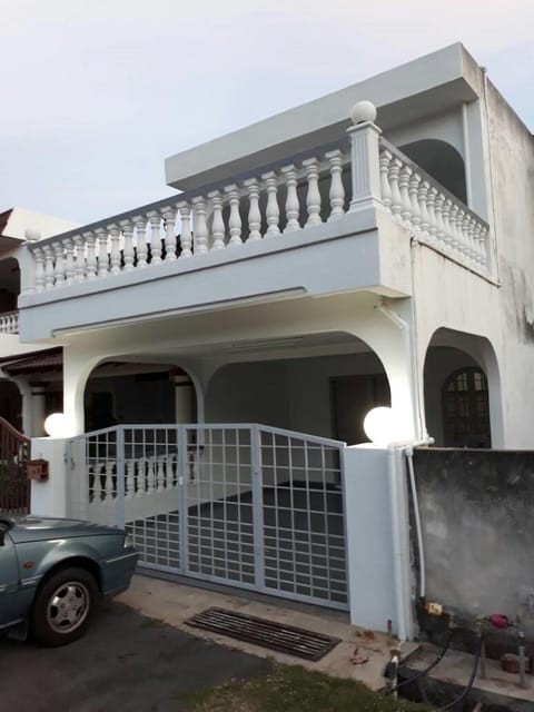 Homestay Bukit Katil Melaka Urlaubsunterkunft in Malacca