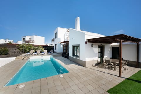 Villas Camelot by LIVVO Villa in Playa Blanca