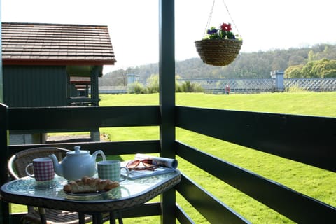 Patio, Decorative detail