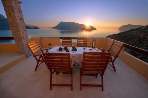 Secret Paradise Beach Villa Chalet in Kalymnos