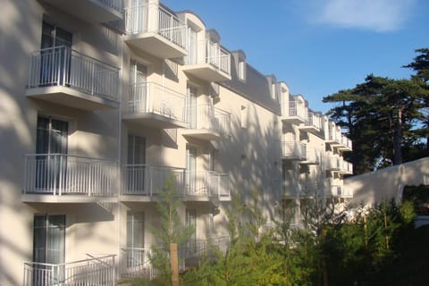 Property building, Garden view, Garden view