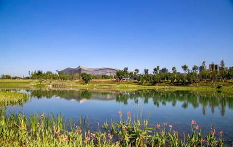 Nearby landmark, Natural landscape, Lake view