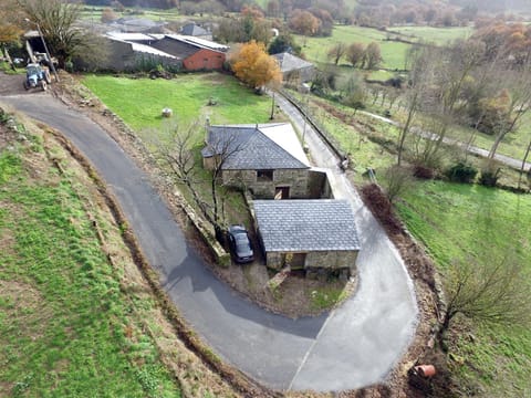 Casiña de Campo Country House in Galicia