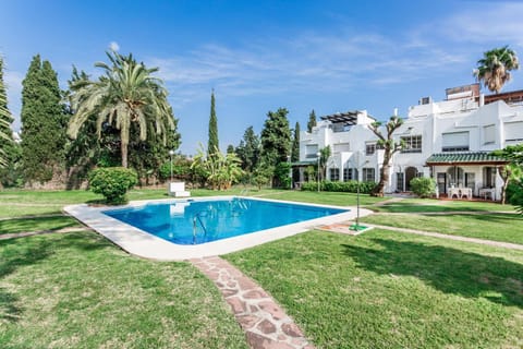 Garden, Swimming pool