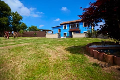 Facade/entrance, Garden, Garden view