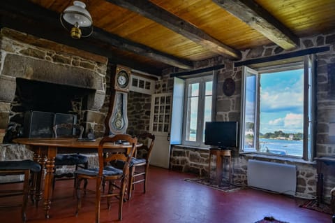 Living room, Sea view