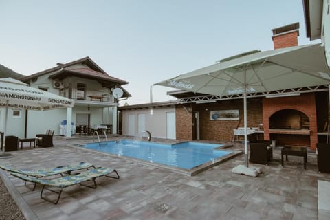 Patio, Pool view, Swimming pool, sunbed