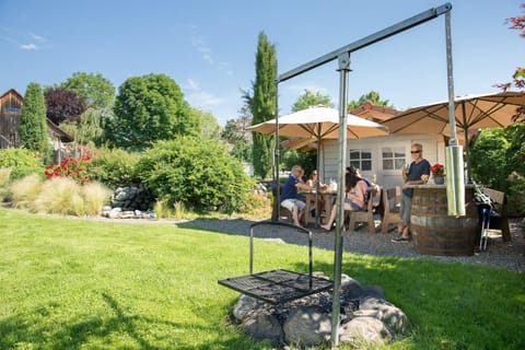 BBQ facilities, Garden