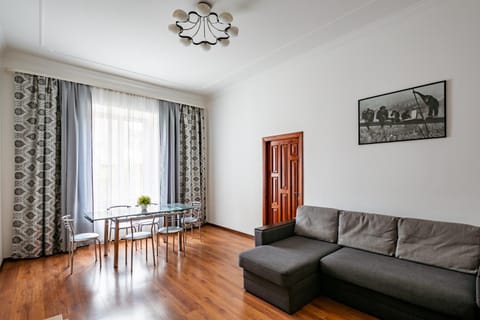 BV Apartments Exquisite Copropriété in Lviv