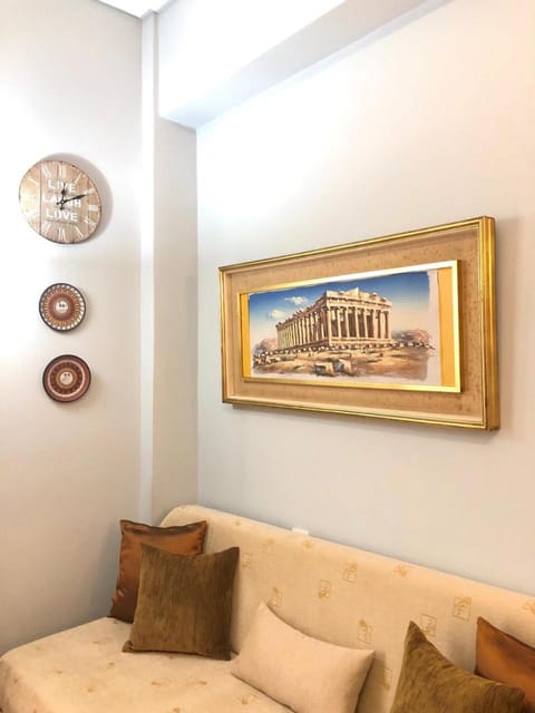 Comfortable Apt , 5 min walk to Acropolis Apartment in Athens