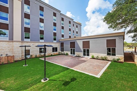 Hampton Inn By Hilton Bulverde Texas Hill Country Hotel in Bulverde