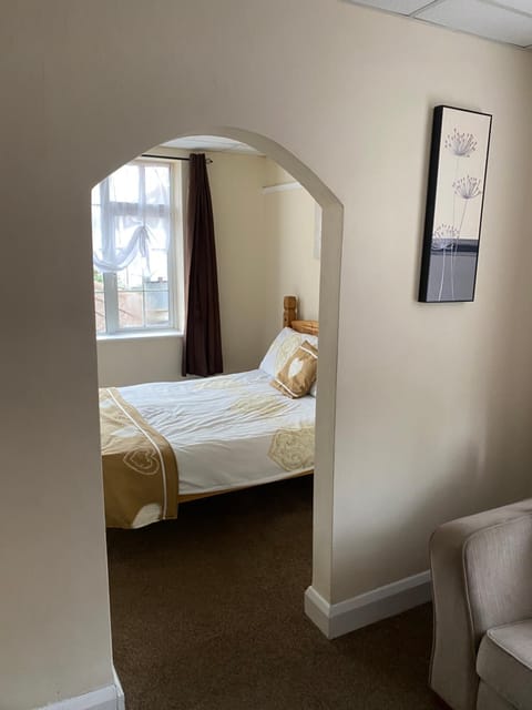 Clarendon Lodge - accommodation only Bed and Breakfast in Skegness