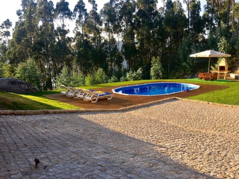 The Green Roof House House in Viana do Castelo District, Portugal