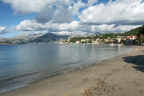 Apartments and rooms by the sea Lopud, Elafiti - 14013 Chambre d’hôte in Lopud