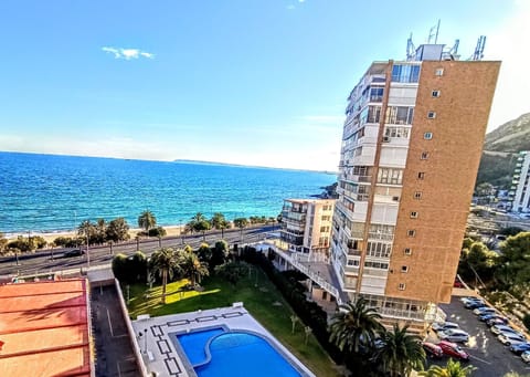 Apartamento en 1ª línea con piscina Condo in Alicante