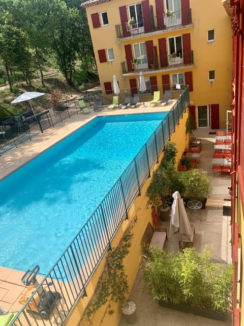 Pool view, Swimming pool