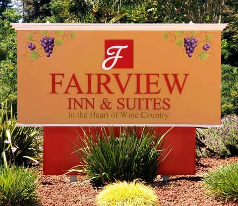 Fairview Inn & Suites Motel in Healdsburg