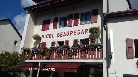 Hotel Le Beauregard Hôtel in Divonne-les-Bains