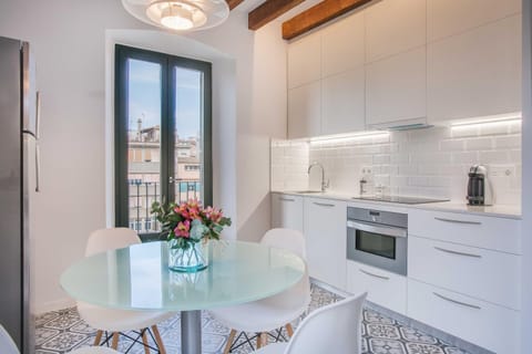 Flateli Rambla 5 3-2 Apartment in Girona