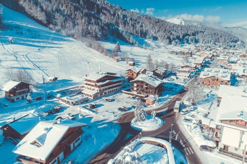 Property building, Neighbourhood, Bird's eye view, Winter, City view, Location