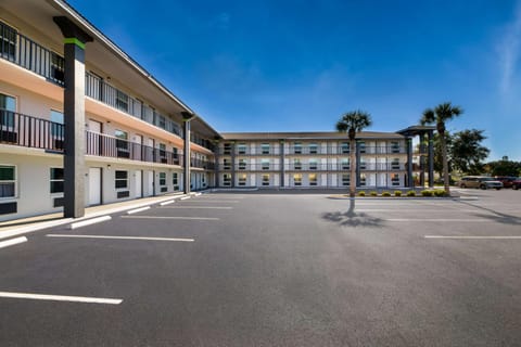 SureStay Hotel by Best Western Clermont Theme Park West Hotel in Four Corners