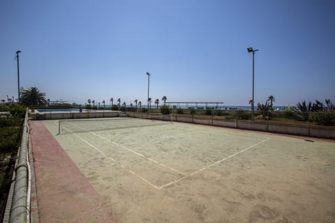 Larnaca Sunshore Beachfront Suite Eigentumswohnung in Oroklini