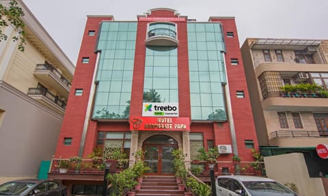 Treebo Trend Corporate Park Hotel in New Delhi