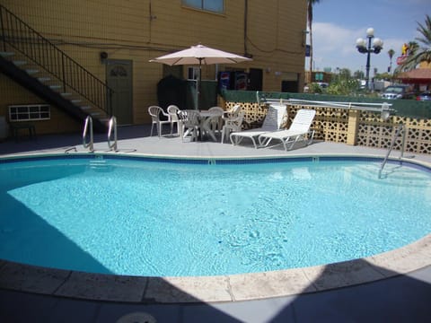 Townhouse Inn and Suites Motel in Brawley