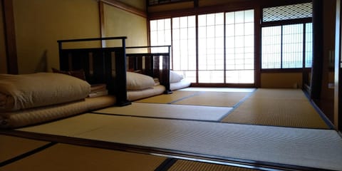 K's House Ito Onsen - Historical Ryokan Hostel Ryokan in Shizuoka Prefecture