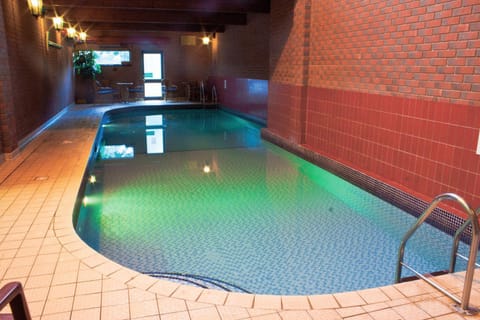 Sauna, Swimming pool